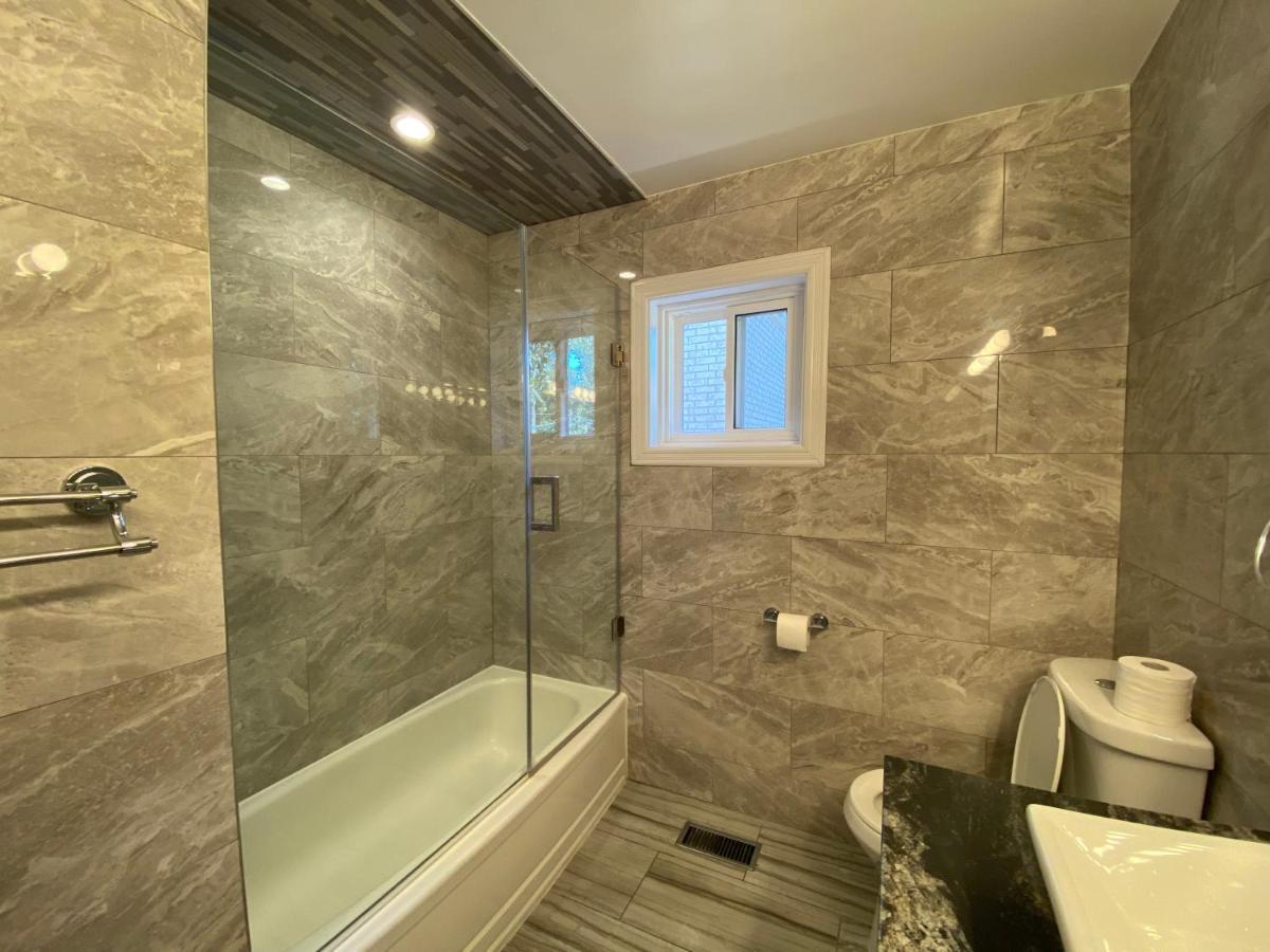 Yonge And Finch Subway !Q Spacious & Quiet Private Bdr With Shared Bathroom Toronto Buitenkant foto